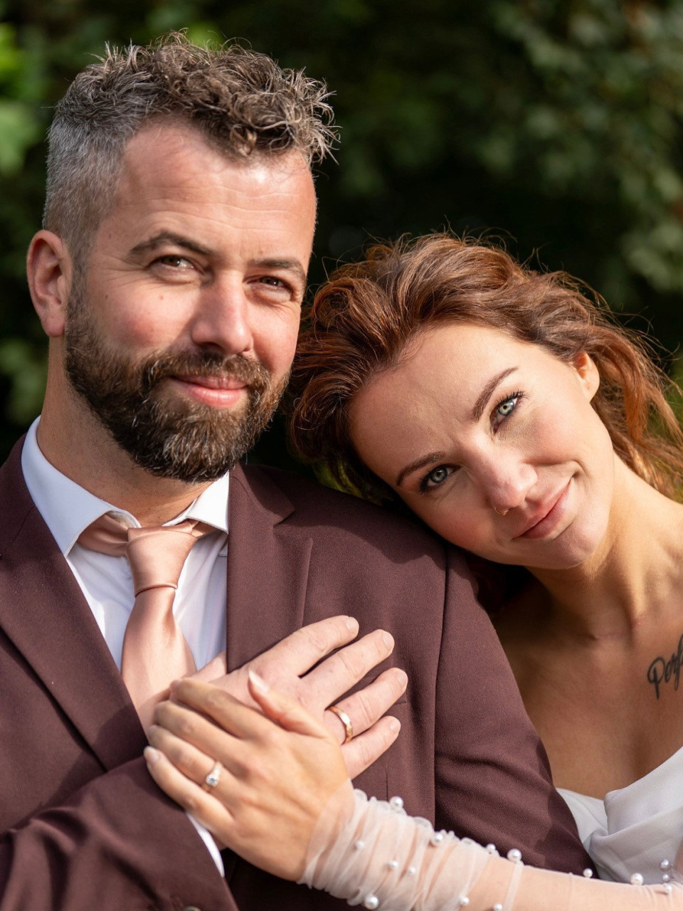 Bruidskapsel door Ici Jolie Bruidsstyling impressie 3