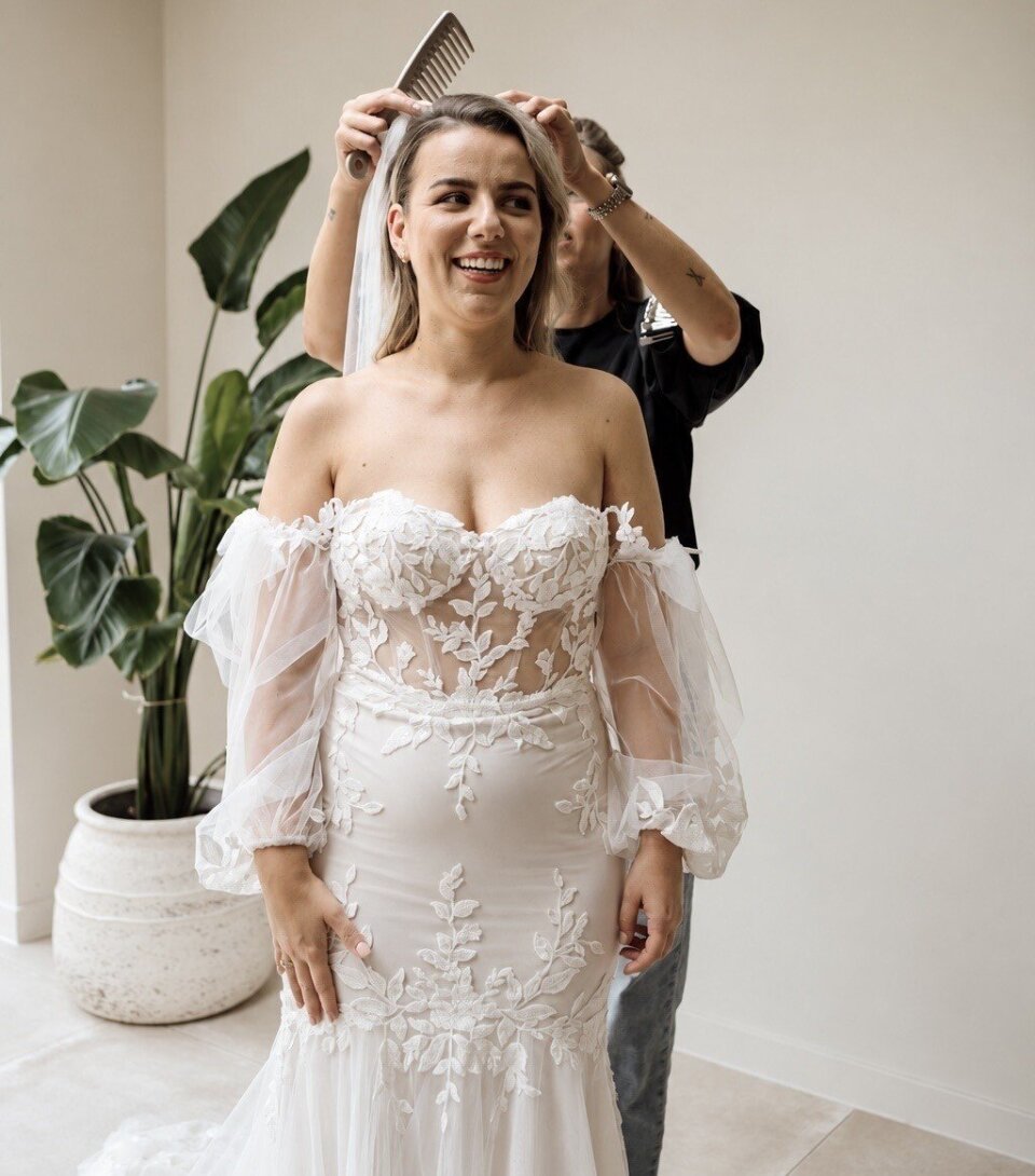 Bruidskapsel laten maken bij Salon1693