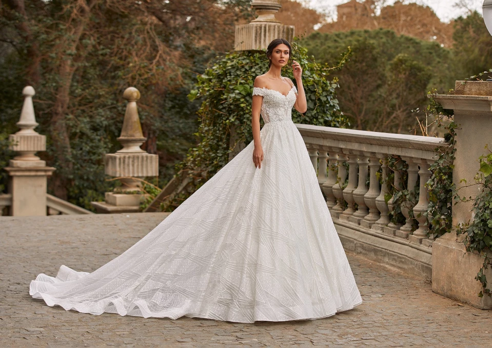 Brautkleider mit A-Linie