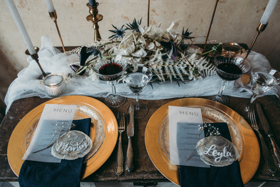 Hochzeitskarten in blau und gold Tönen