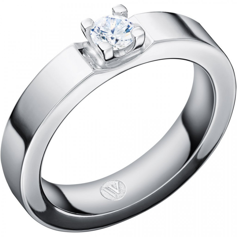 een witgouden verlovingsring met een diamanten middensteen