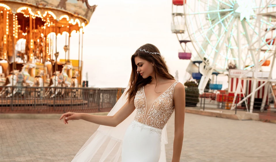 Brautkleid für kleine Frauen | Was trägt eine kleine Braut?