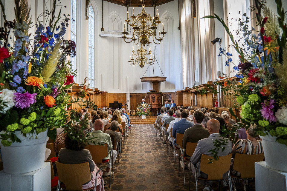 Trouwen bij Ruïnekerk Bergen