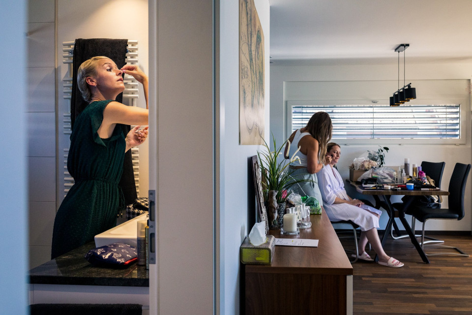 Trouwfoto&#039;s laten maken door frei Kamera - Dokumentarische Fotografie &amp; Videografie