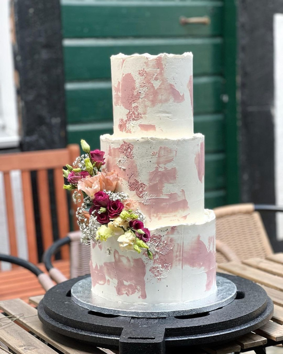 Bruidstaart bestellen bij Nagitorei Pastry &amp; Cakes