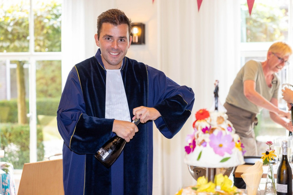 Trouwen met trouwambtenaar Trouwambtenaar Frits Broer