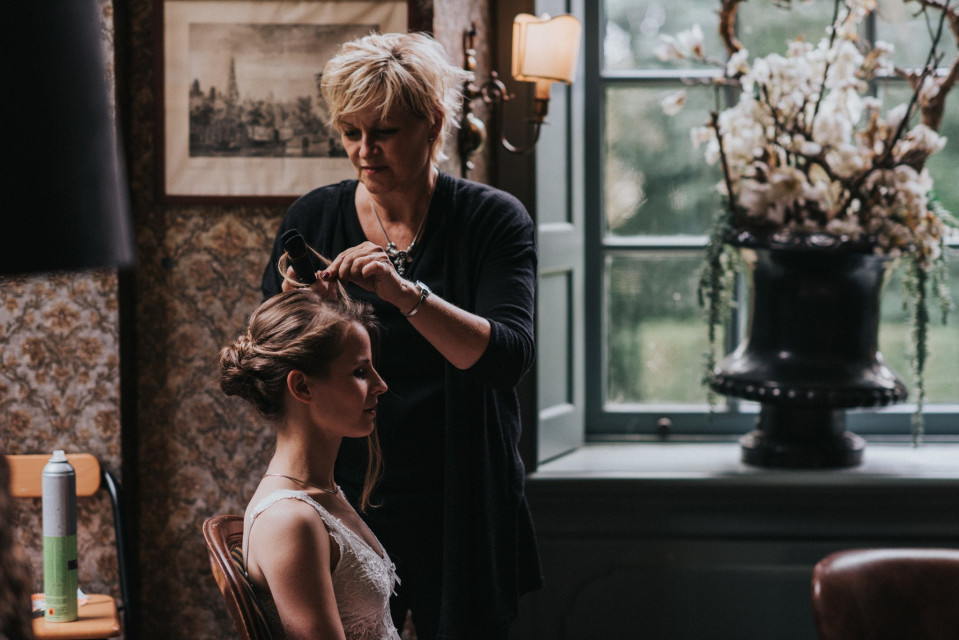 Bruidsmake-up door MM Visagie &amp; Hairstyling overzicht