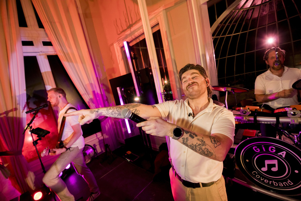 Muziek van GiGA Coverband impressie 