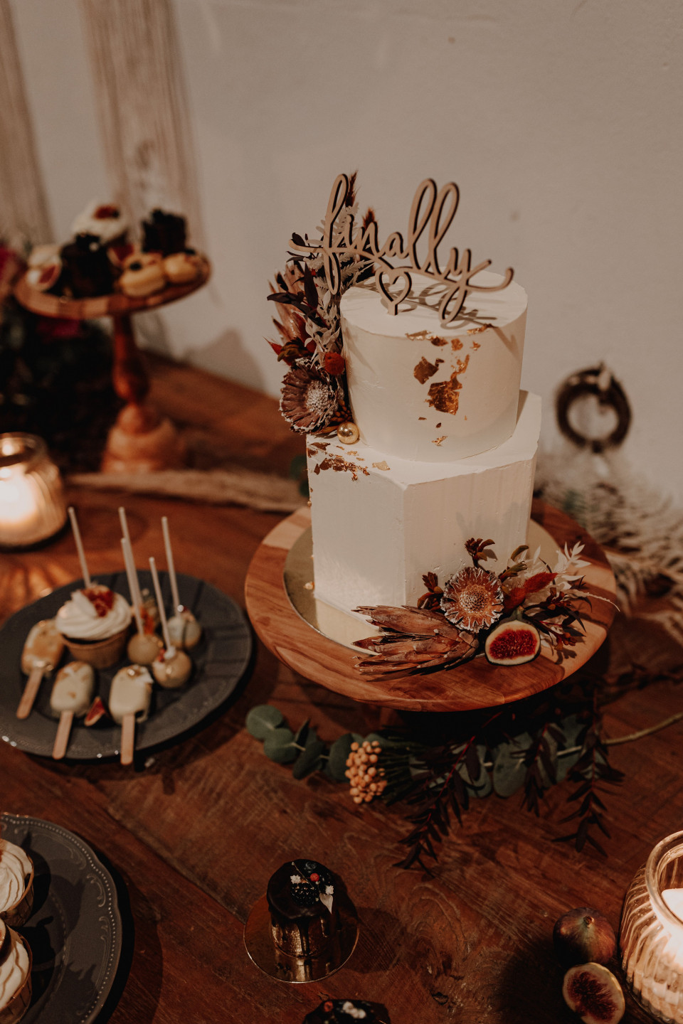 Hochzeitstorte für eine rustikale Herbsthochzeit