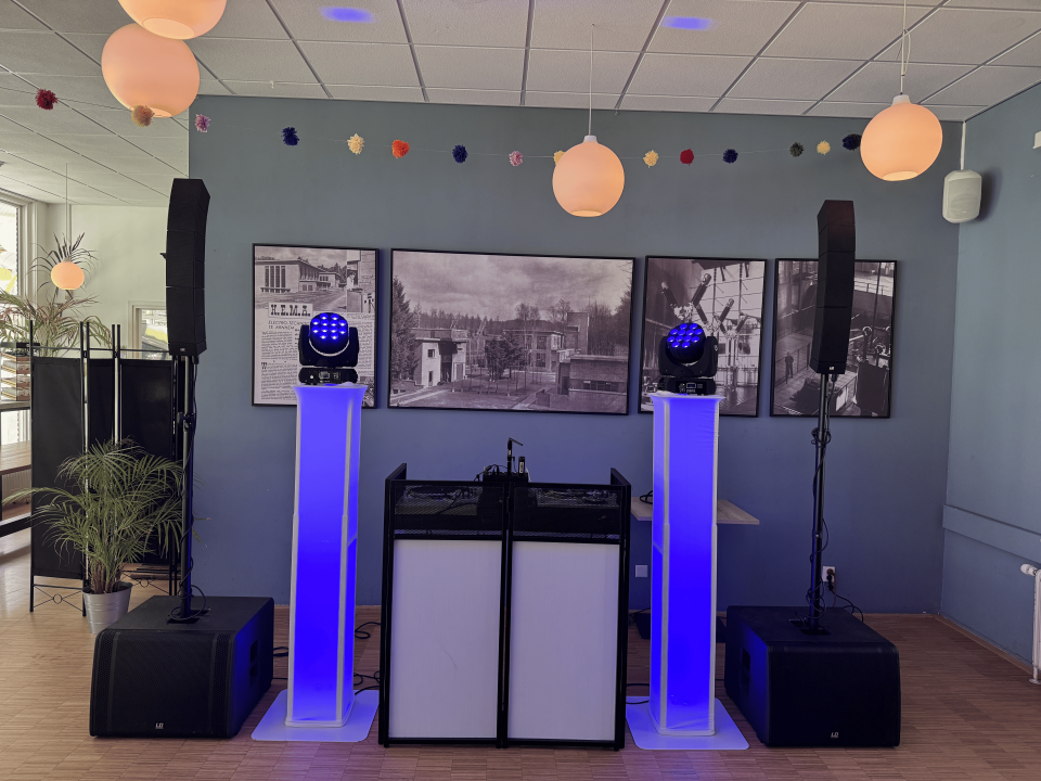 Muziek boeken bij DJhurenGelderland.nl