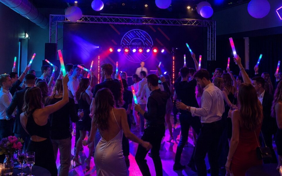 Muziek van Nick Stooks Wedding & Event DJ details