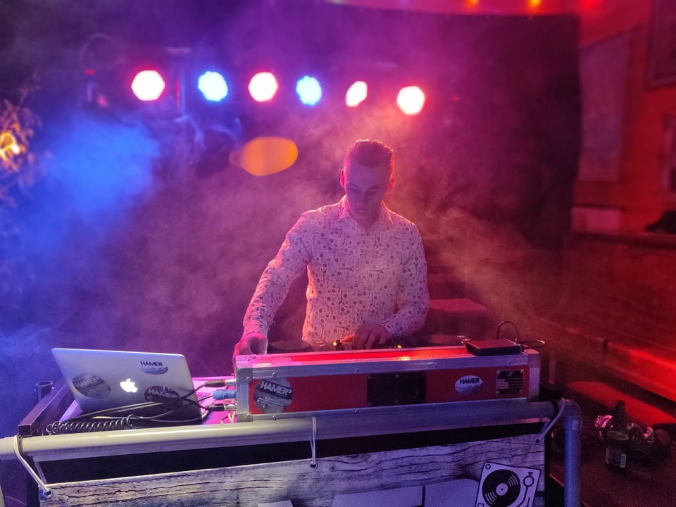 Muziek van Allround DJ Hamer details