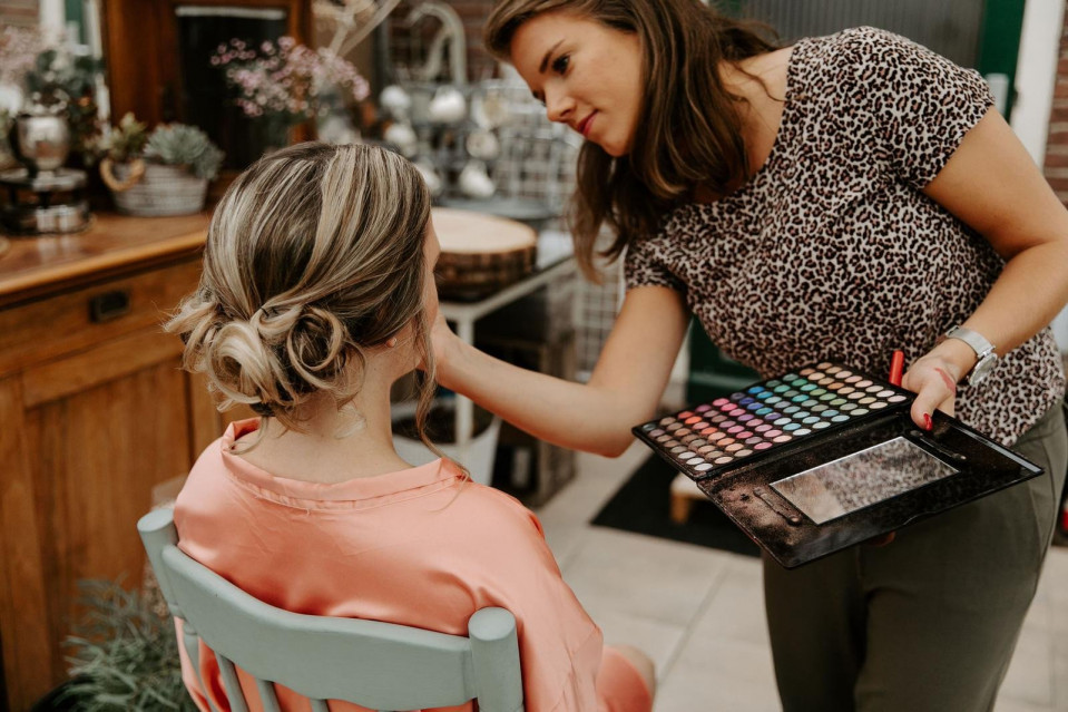 Laura Duijvestijn Make-up artist en Hairstyling