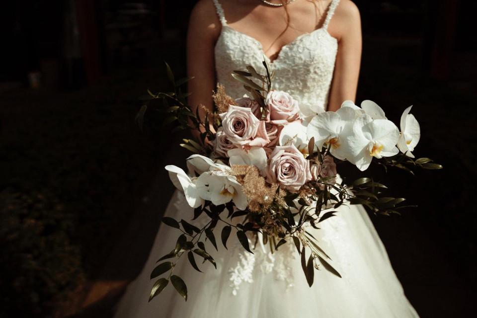 Bruidsboeket van Puro Fiori impressie 3