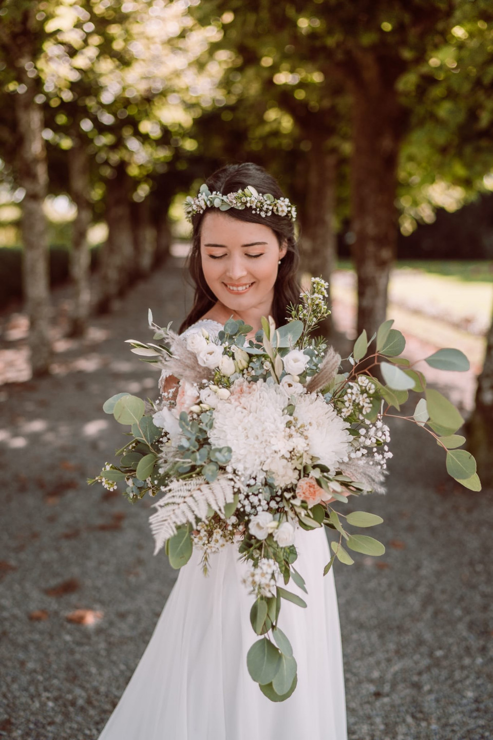 partials.profile.image_alts.hero_image