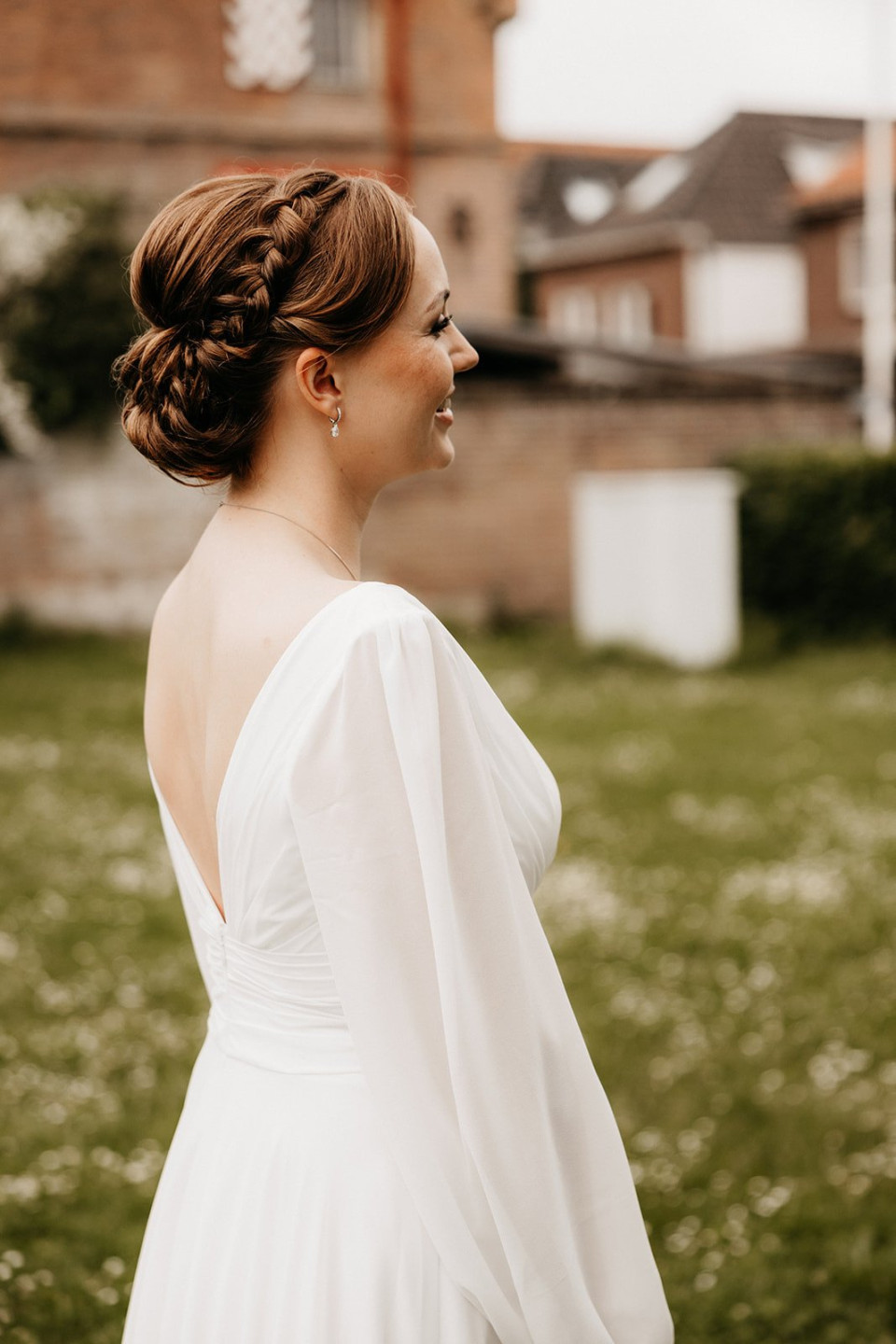 Bruidskapsel door Sk Haar and Make-up impressie 