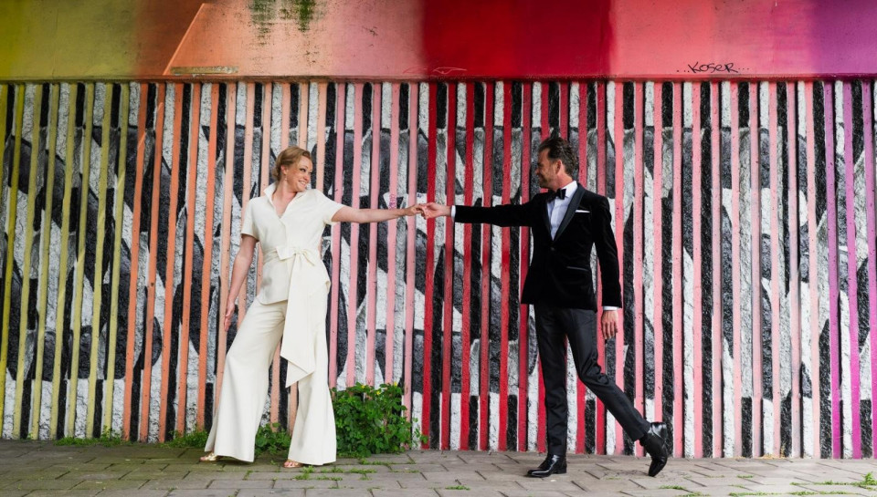 Trouwjurk passen bij Angeline van Leeuwen Couture