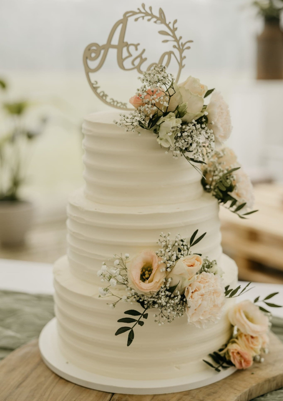 Bruidstaart van Cakes &amp; Sweetsdesigner Anne Pijs details
