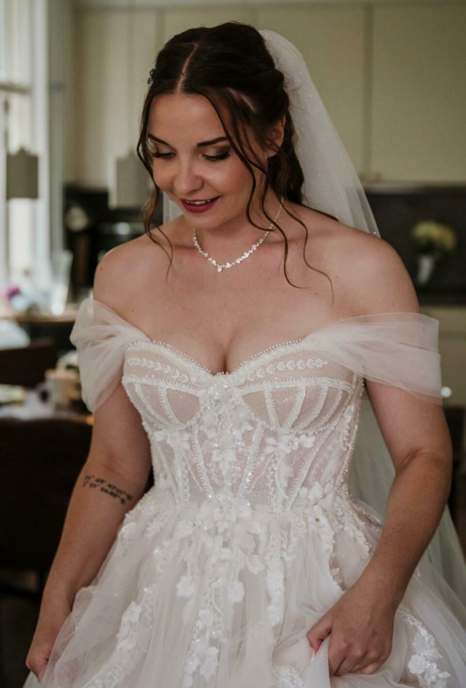 Bruidsmake-up door Laura Duijvestijn Make-up artist en Hairstyling impressie