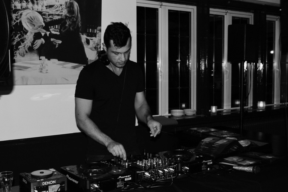 Muziek boeken bij DJ Rubo