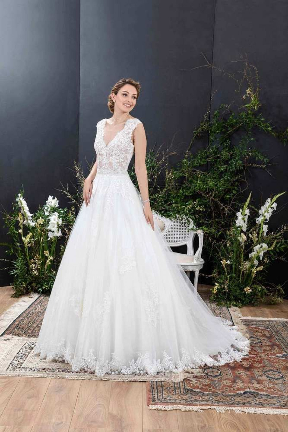 Trouwjurk passen bij Avorio Vestito BrideStore and more