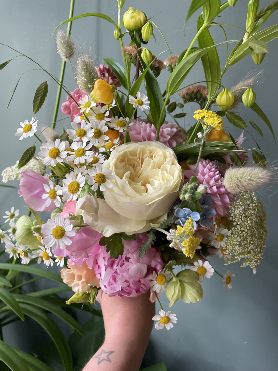 Bruidsboeket van Studio Bloem&amp;styling overzicht