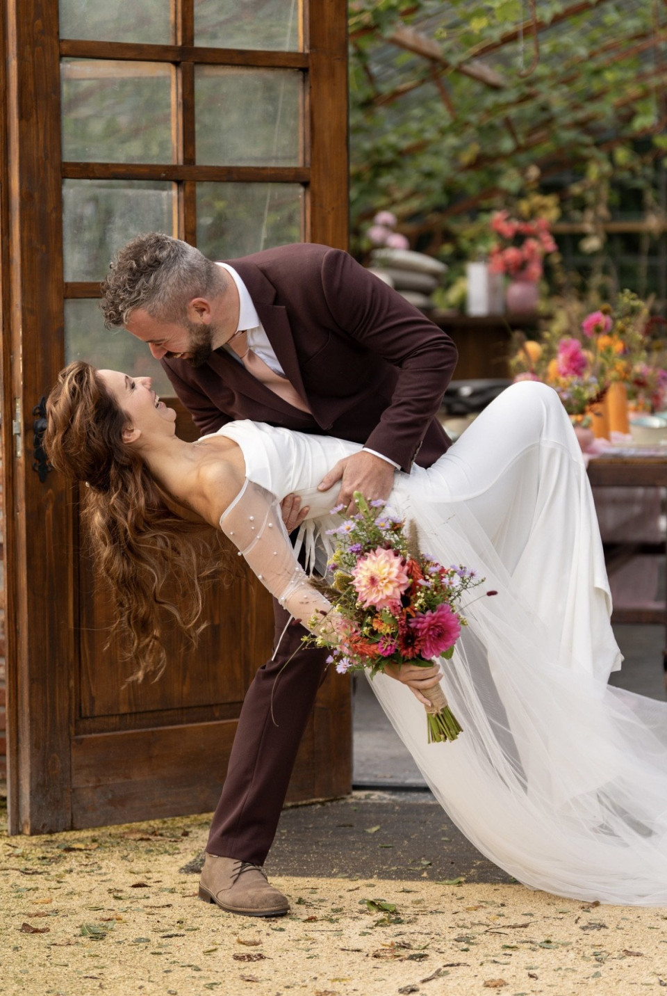 Bruidskapsel door Ici Jolie Bruidsstyling impressie 4