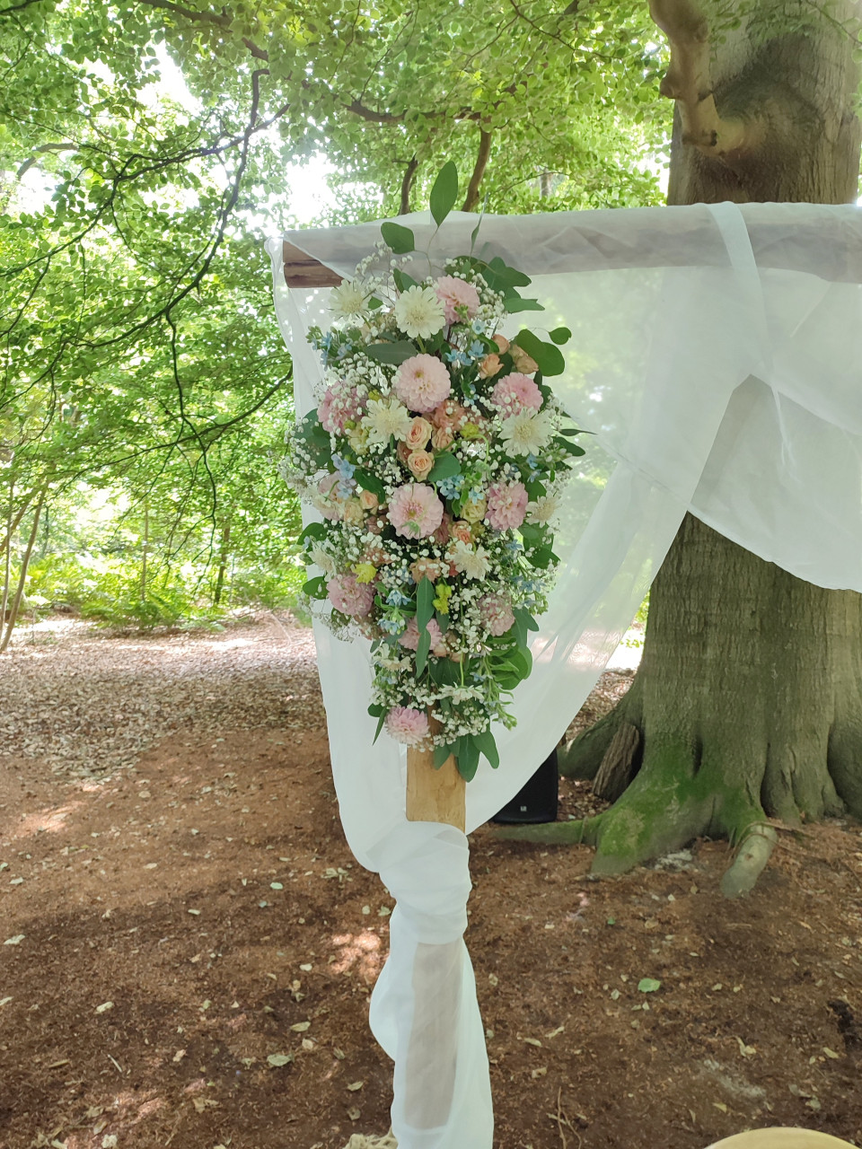 Bruidsboeket bestellen bij Janita Boers Bloemstyling
