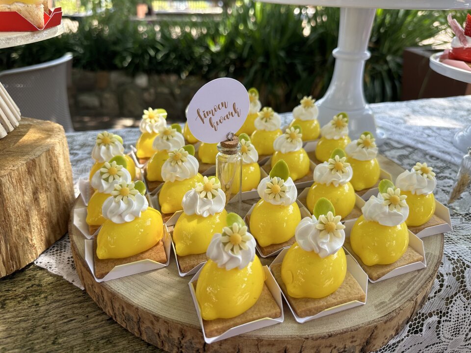 Bruidstaart van Petit & Bon impressie