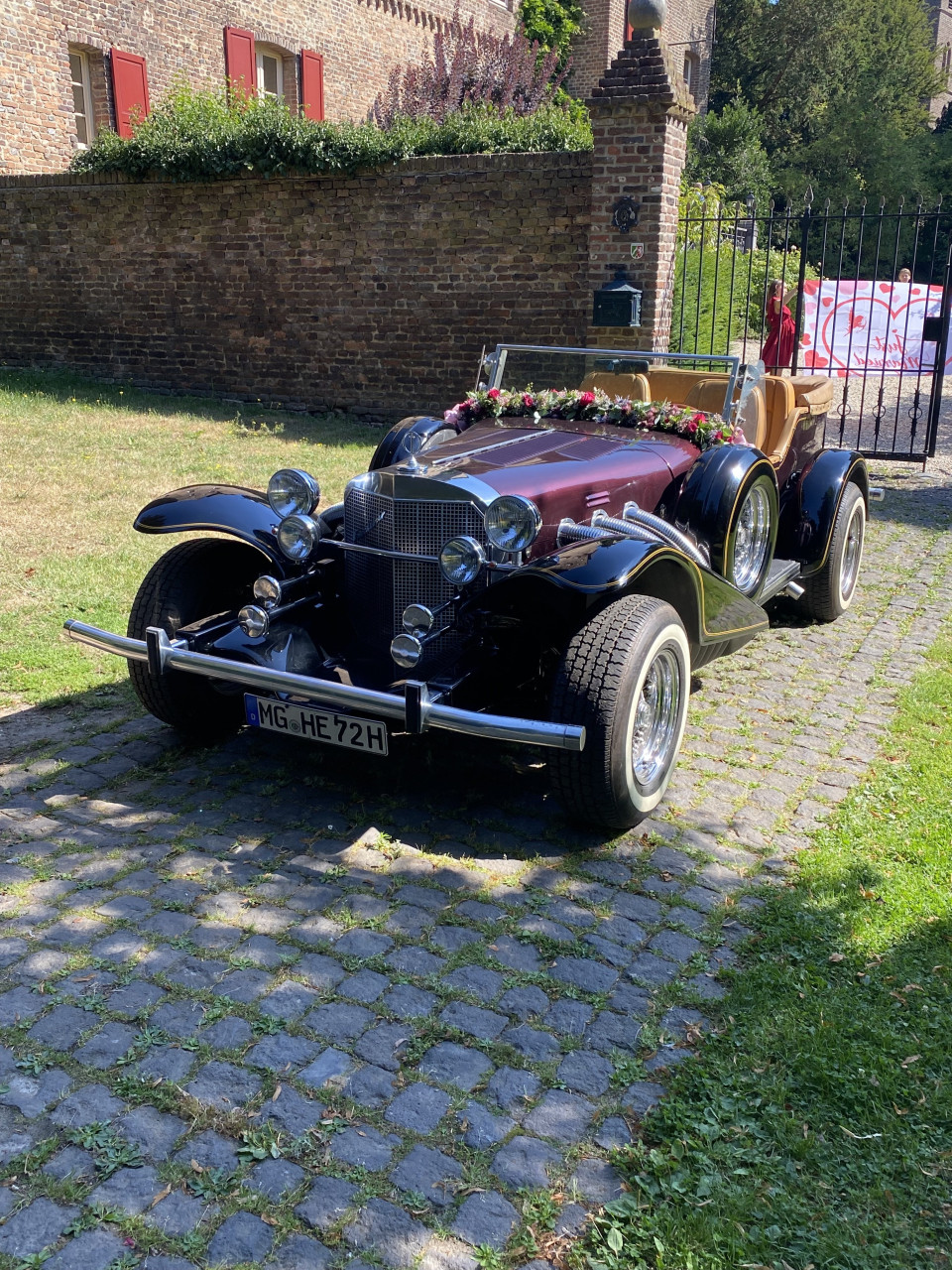 Trouwauto huren bij NTG Logistics B.V.