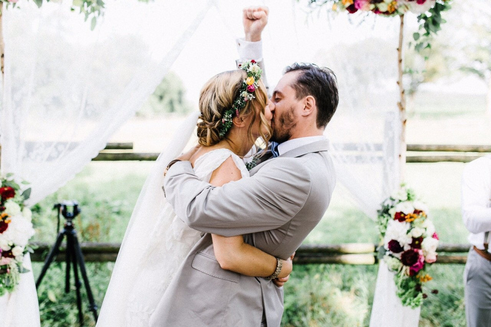 Trouwambtenaar Zweisprachige Trauredner • Trauzeremonien • Modern Wedding Services overzicht