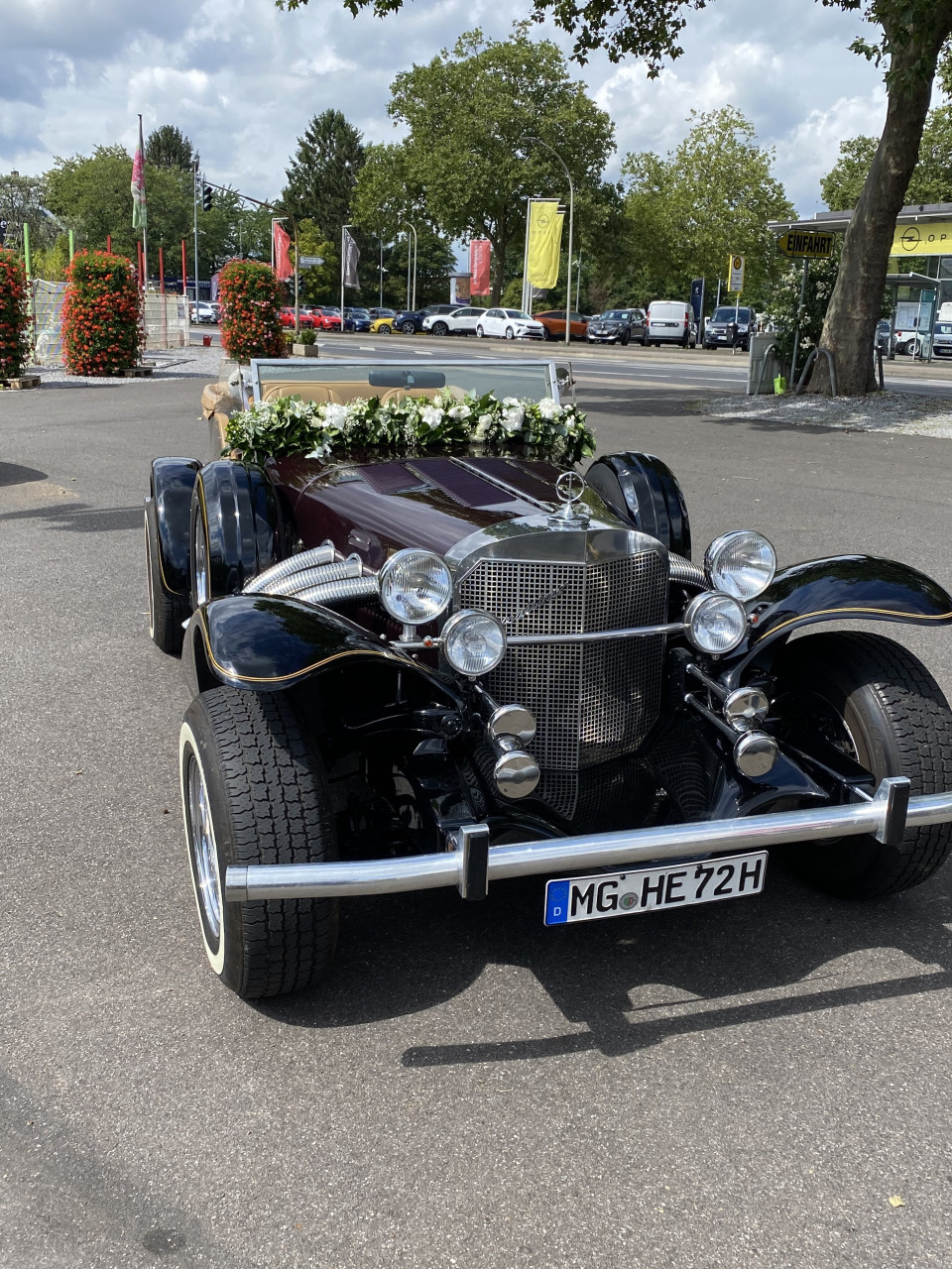 Trouwauto van NTG Logistics B.V. impressie