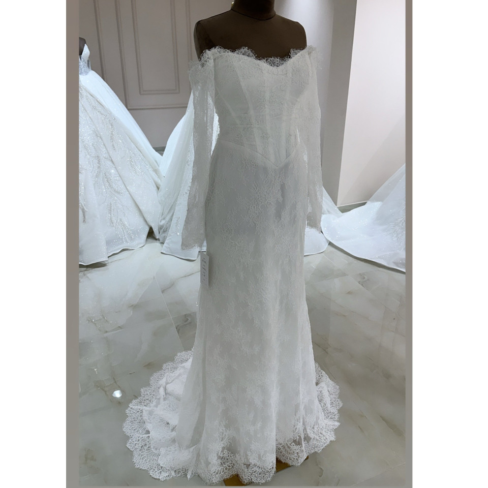 Trouwjurk passen bij MAYRA COUTURE