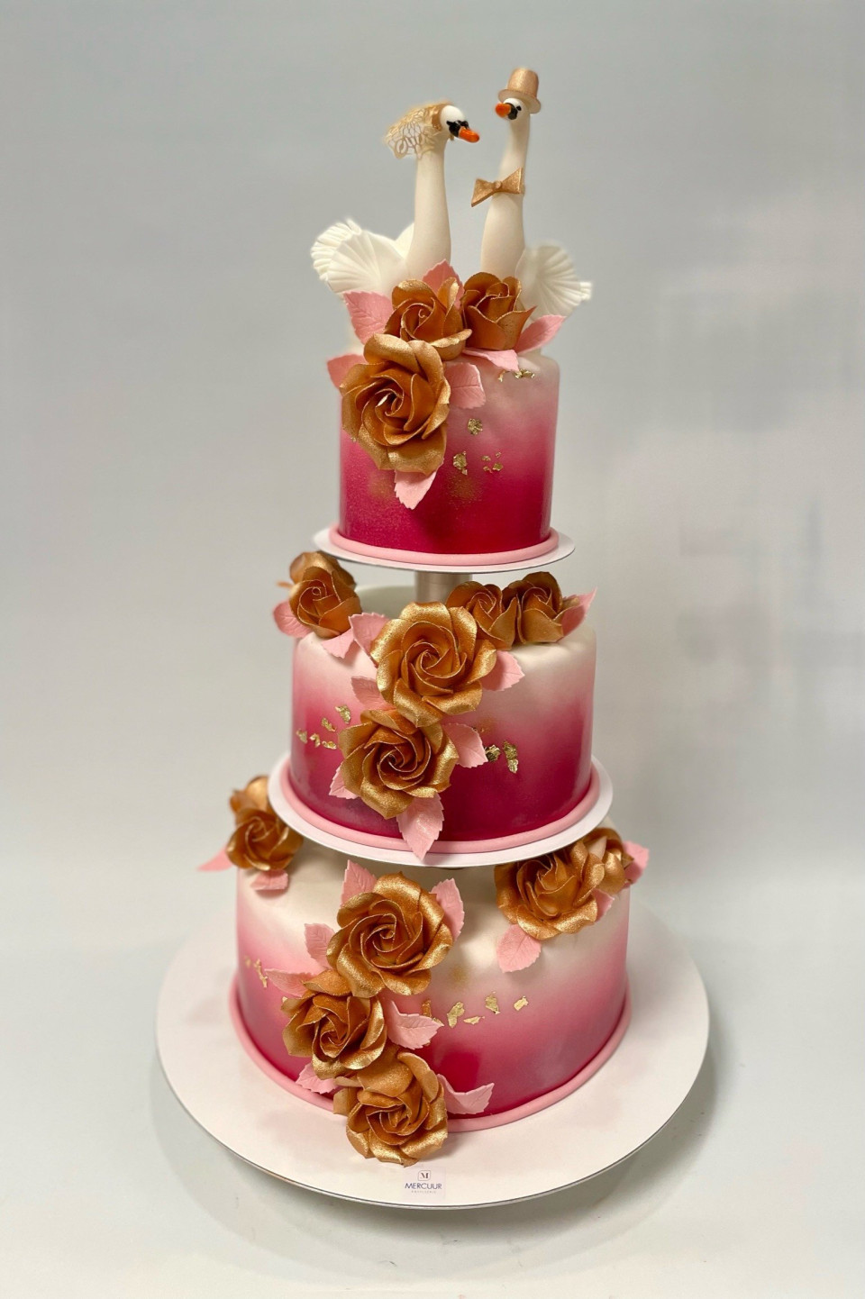 Bruidstaart van Mercuur Patisserie overzicht