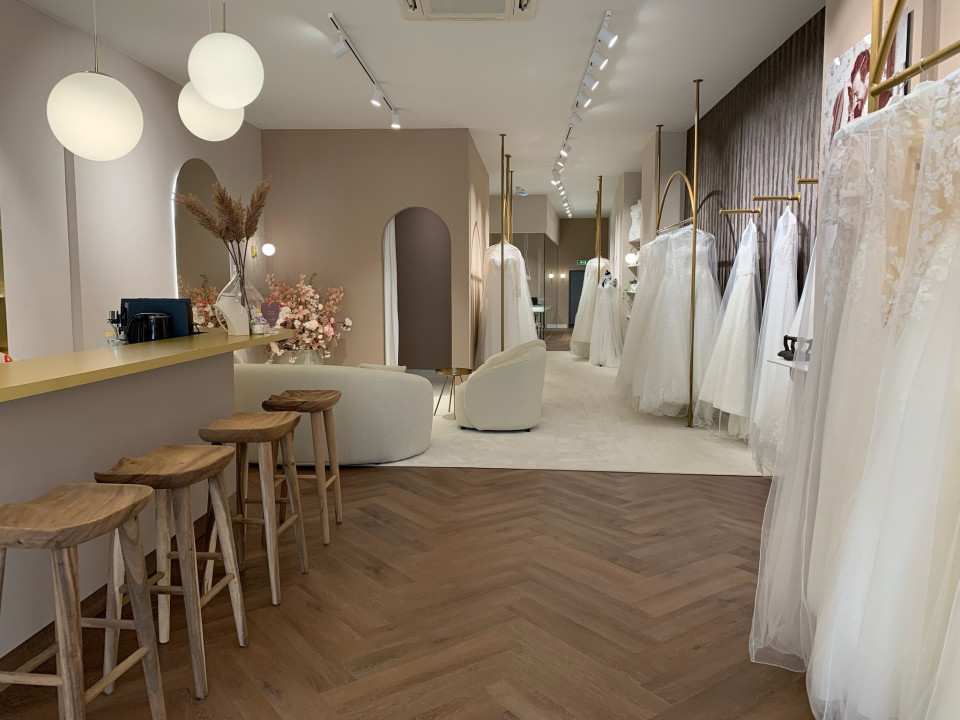 Trouwjurk passen bij Laliza Bridal Boutique