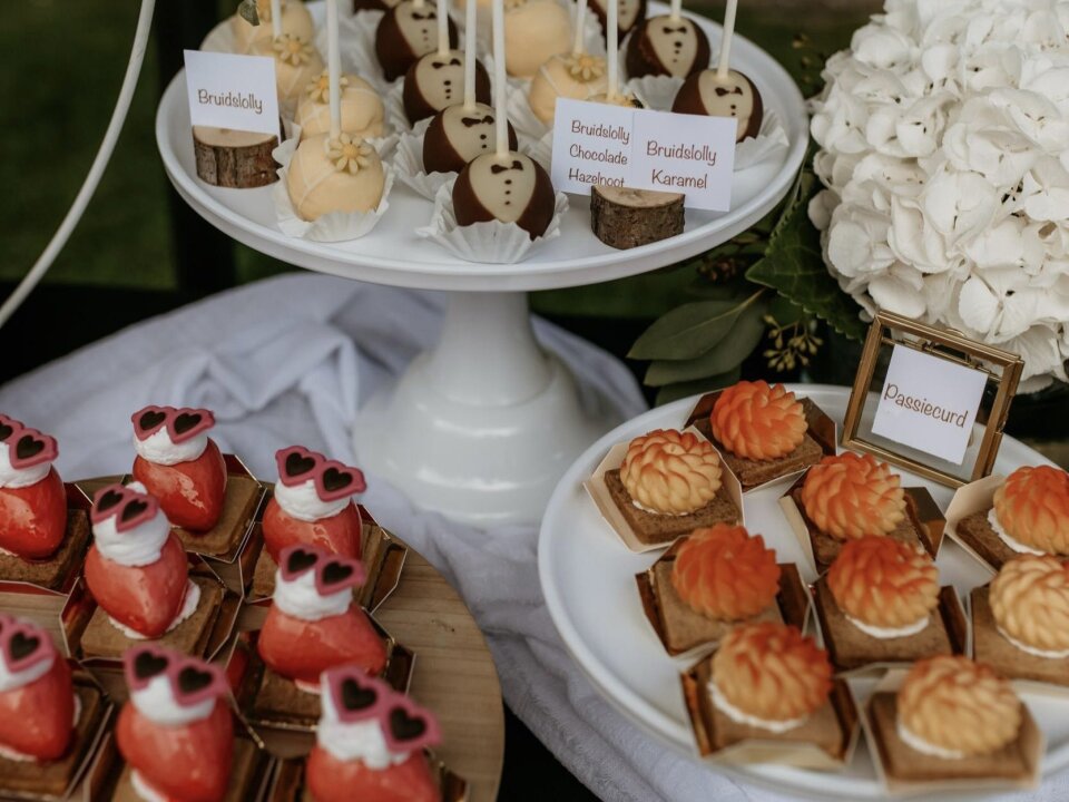 Bruidstaart van Petit & Bon details