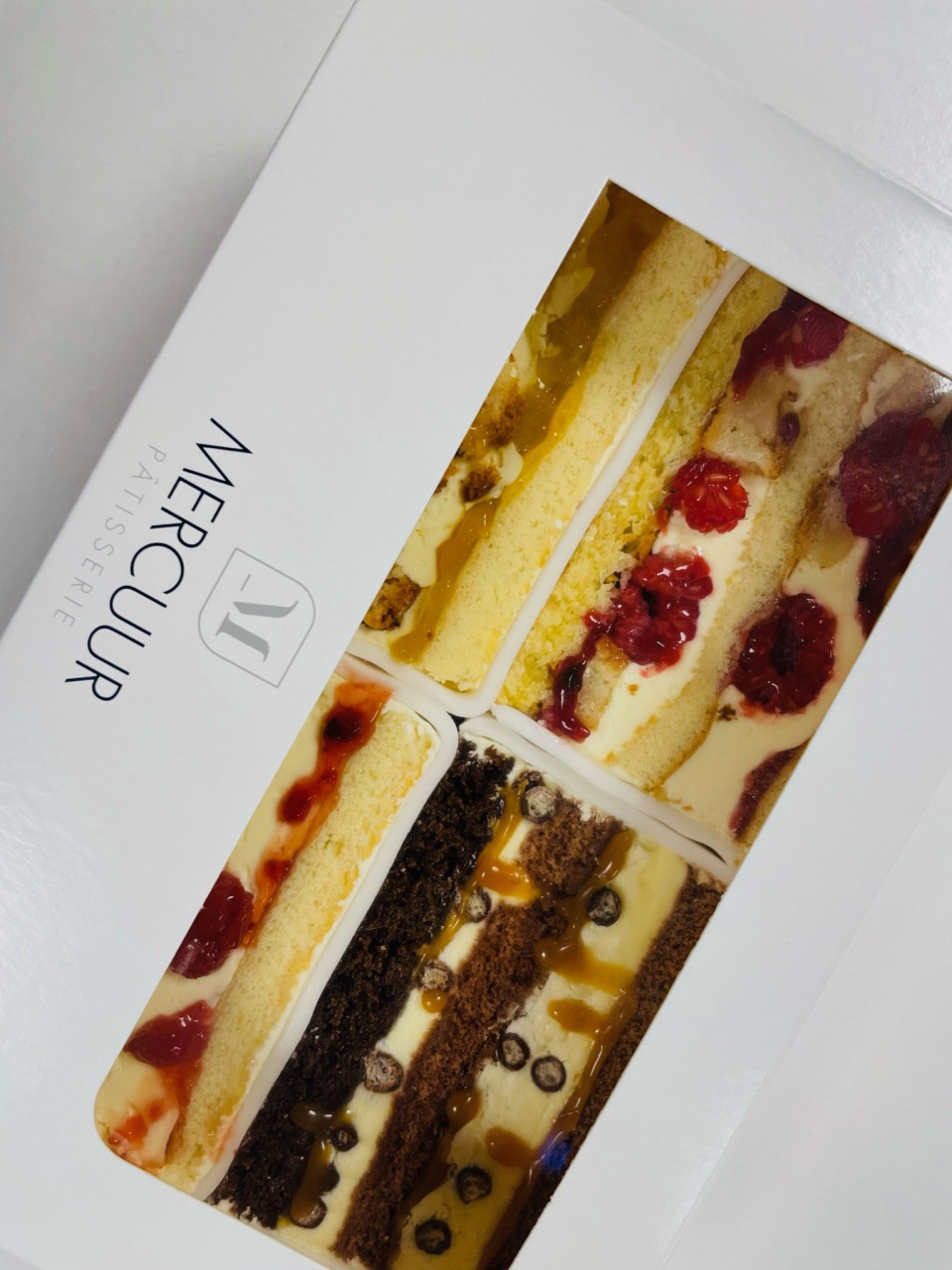 Bruidstaart van Mercuur Patisserie impressie 2