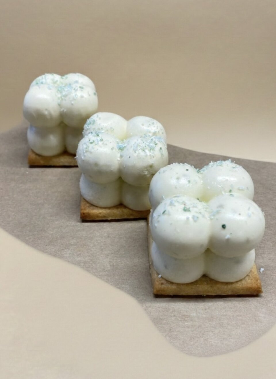 Bruidstaart van Patisserie Artisanale impressie 3