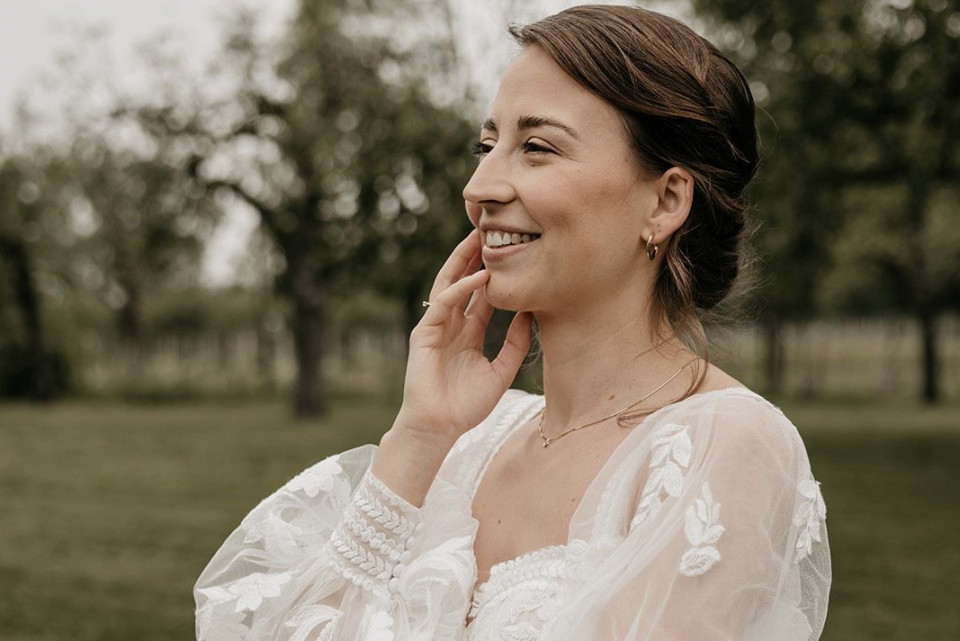 Bruidsmake-up door Bibi Peelen visagie&amp;grime details