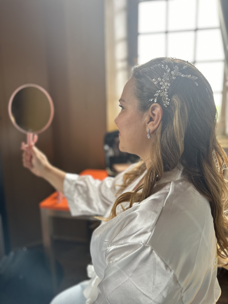 Bruidskapsel door The Bridal Hair Company impressie 3