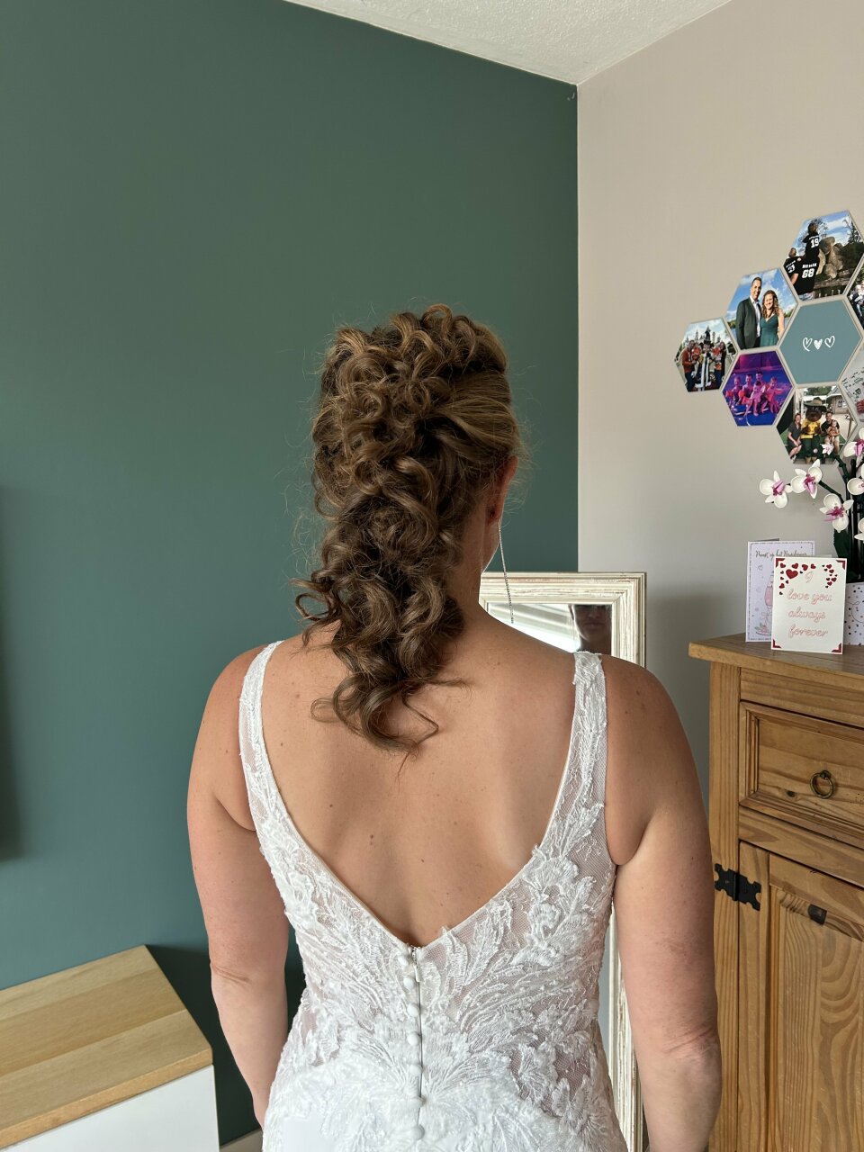 Bruidskapsel door Haar En Zo impressie 4