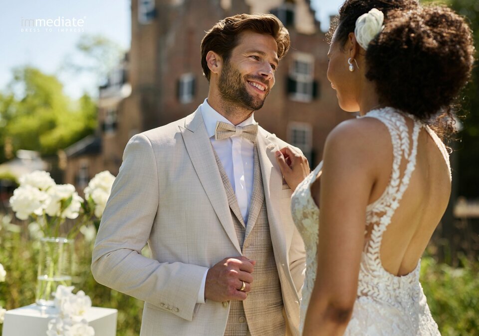 Trouwjurk van Valkengoed Wedding Fashion impressie 4