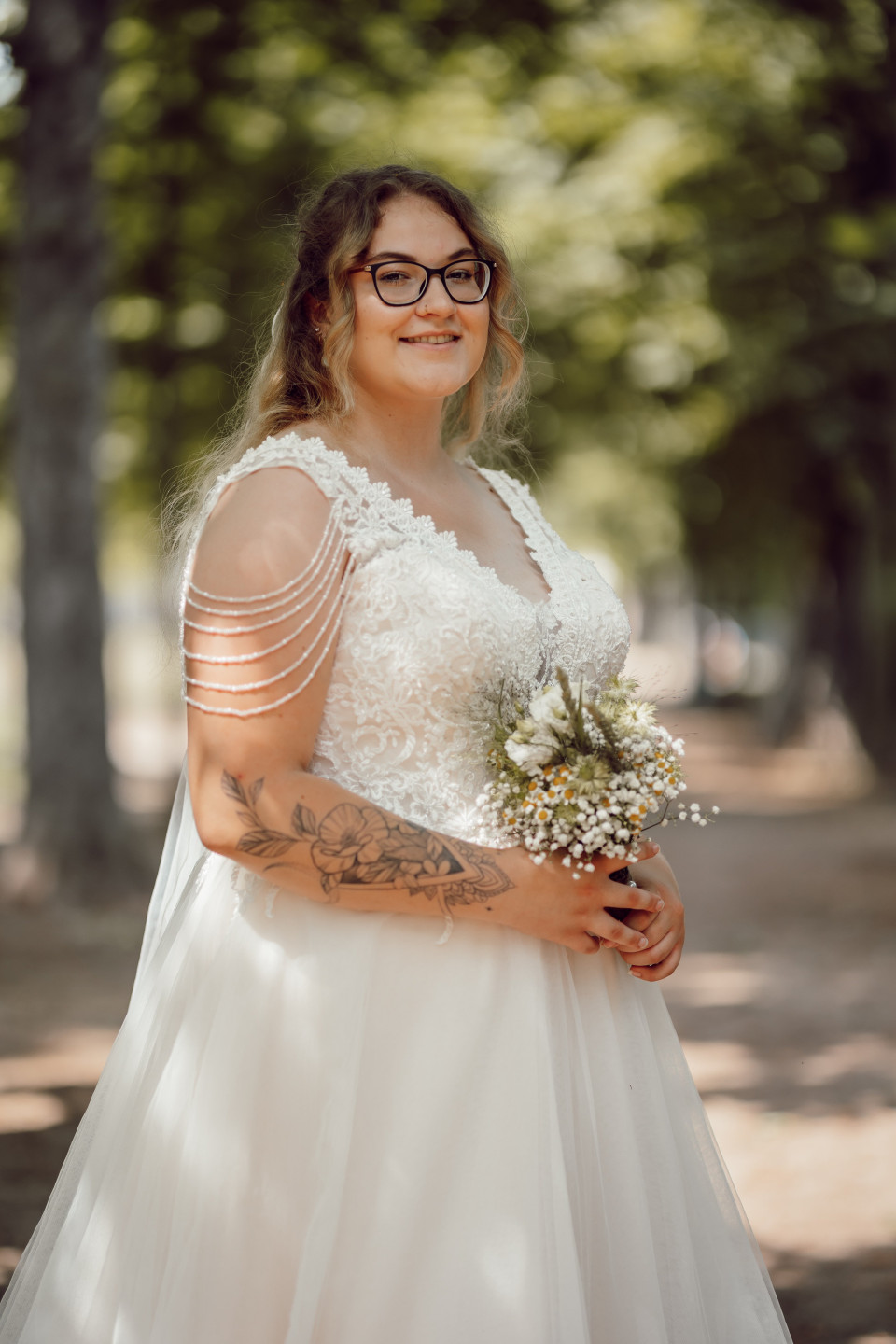 Trouwjurk van InWeiß Brautatelier impressie 3