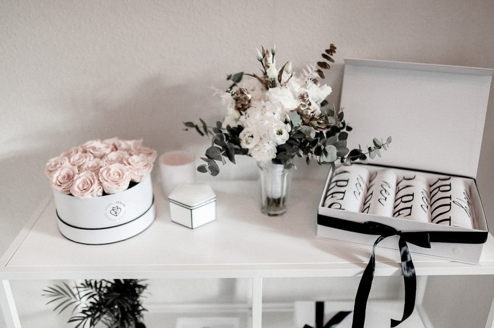 Trouwjurk van Jenari – Bridal Concept Store GBR overzicht