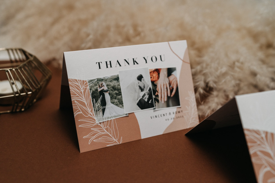 Dankeskarte mit braunen Details