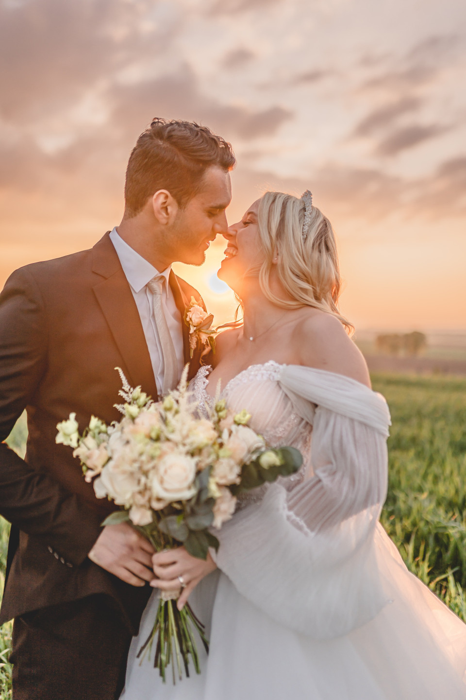 Prinzessinnen Brautstrauß in Creme mit Eukalyptus