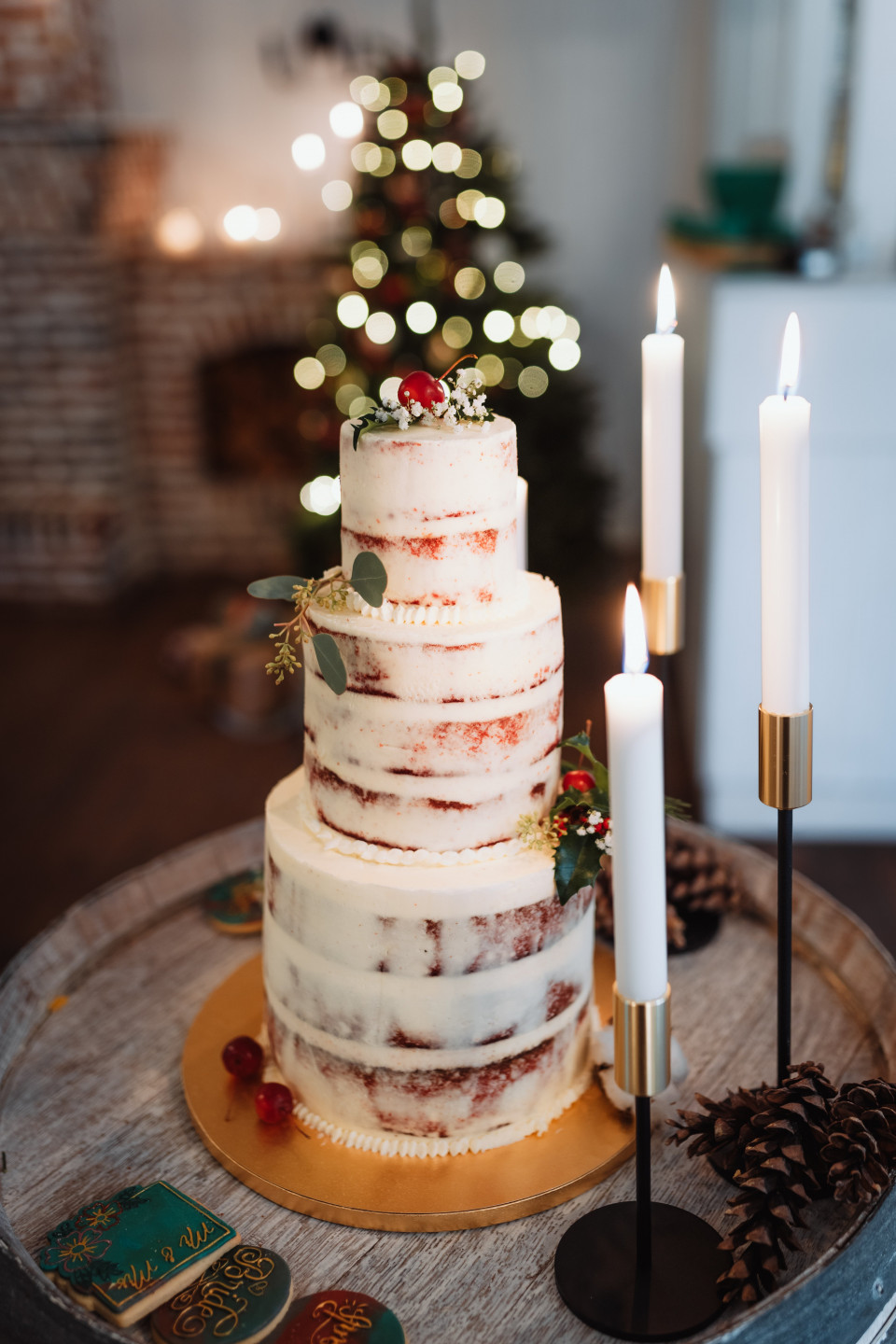 Weihnachtliche Hochzeitstorte