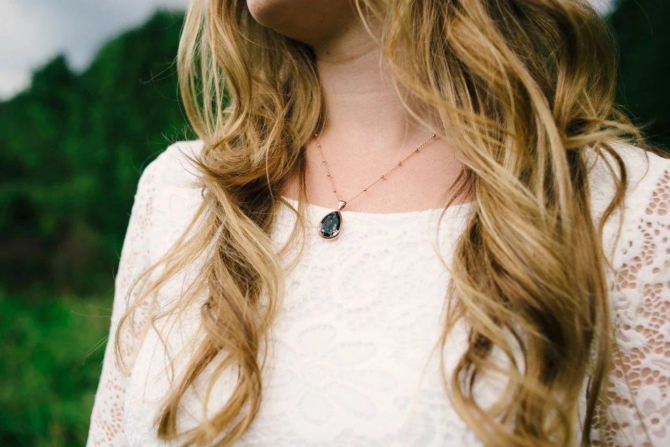 Ketting dragen op je bruidsjurk