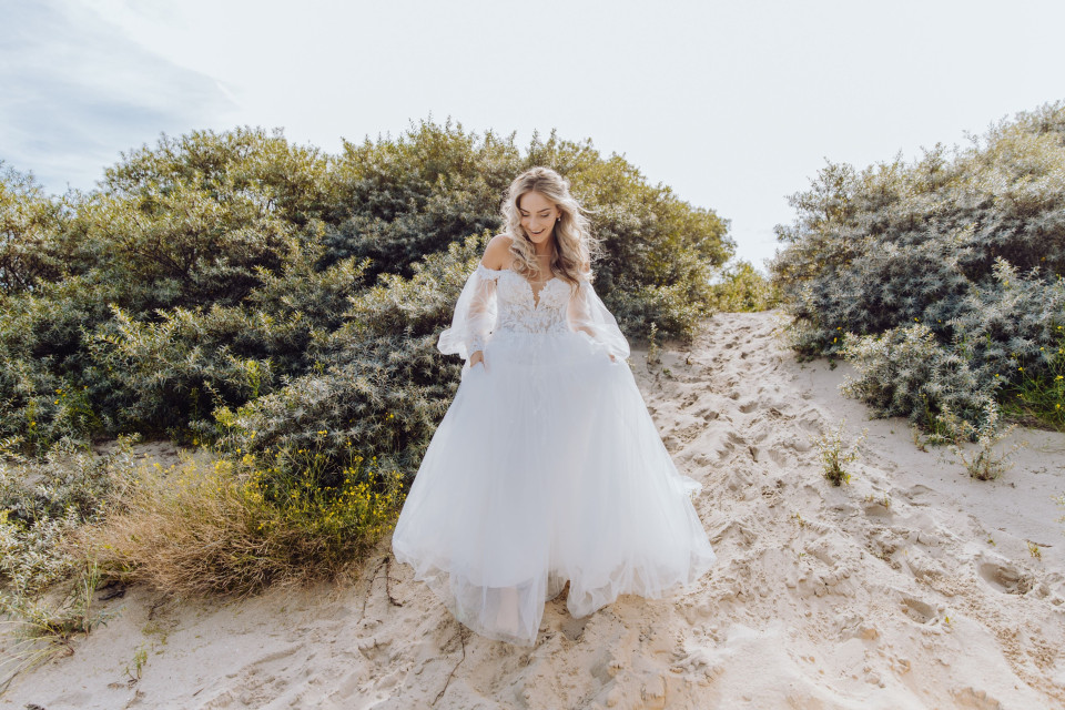Trouwjurk van Ministry of Dresses impressie 3