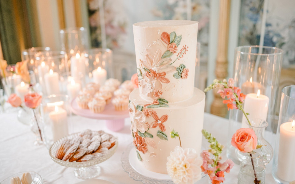 Bruidstaart van Crown Cakes details